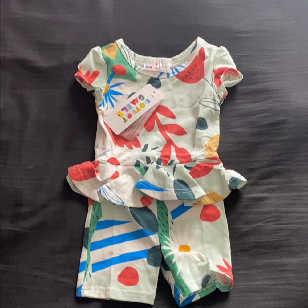 New with tags dot dot smile Romper 6-12months